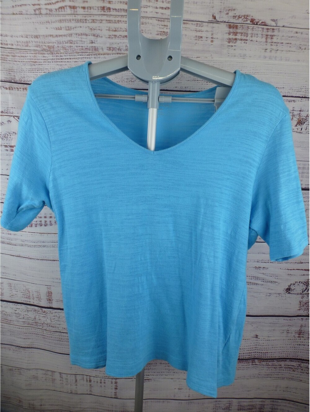 Chico's Size 3 (L) Blue V-Neck Short Sleeve 100% Cotton Top T-Shirt Casual J5A